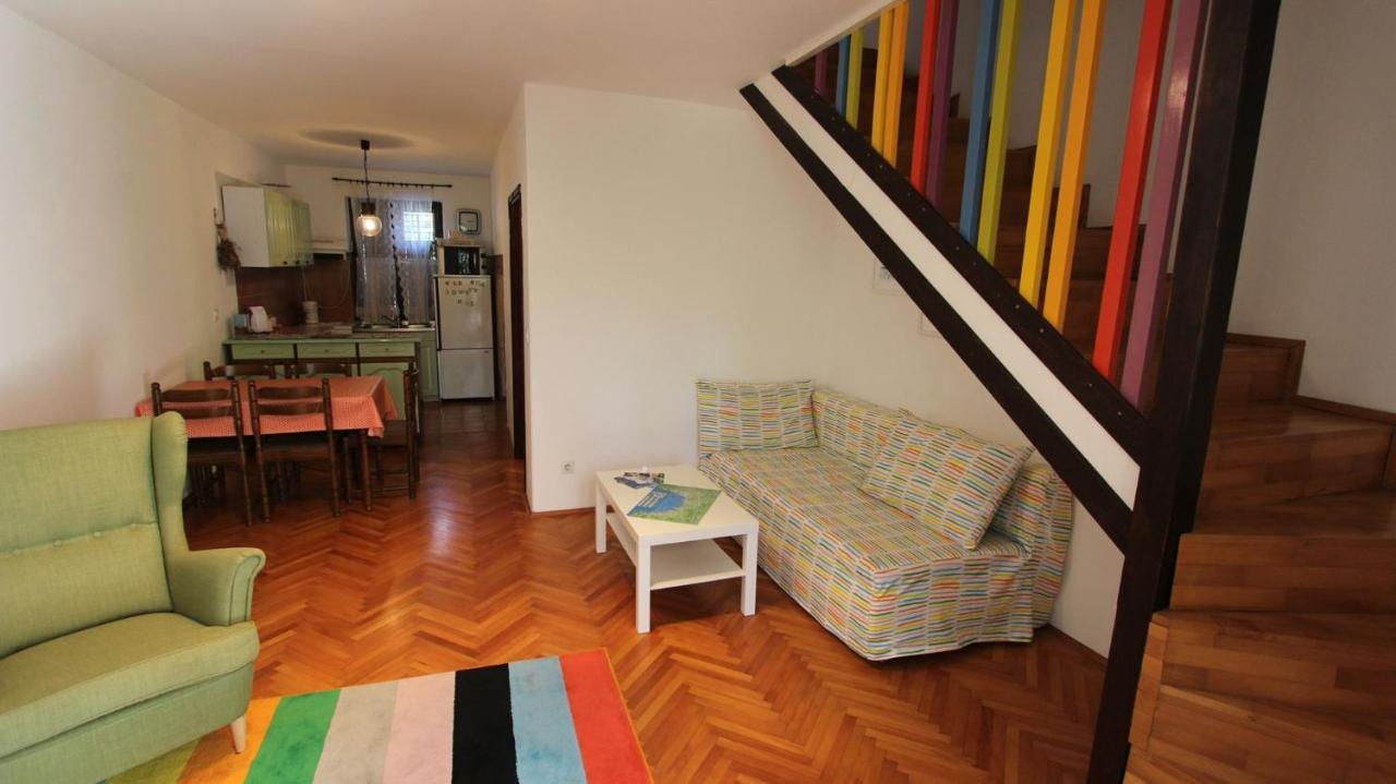 Apartment Gita Malinska Exteriér fotografie